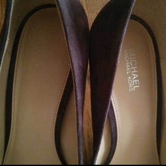 Michael Michael Kors Purple Suede Pumps Size 8 - Picture 10 of 16